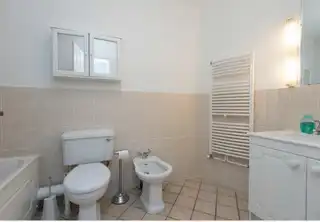 Apt 4 Knockdene ManorImage 10