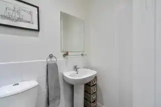 1A Knockmount GardensImage 30
