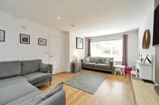 1A Knockmount GardensImage 7