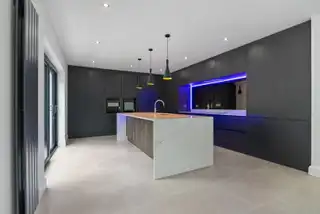 9 Middle Braniel RoadImage 11