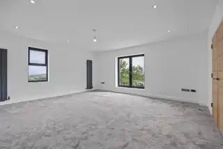 9 Middle Braniel RoadImage 10