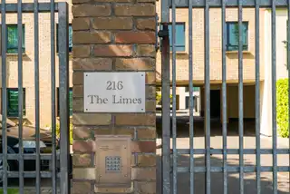 Apt 4A The Limes, 216 Belmont RoadImage 2