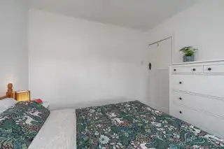 8 Holland GardensImage 21