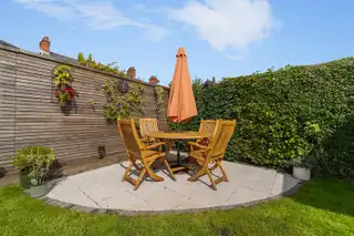 8 Holland GardensImage 31