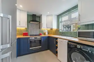 25 Bloomfield GardensImage 11