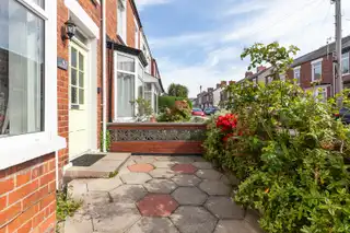 43 Clarendon AvenueImage 3