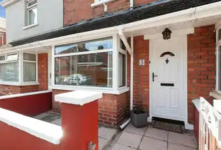4 Oakdene ParadeImage 2