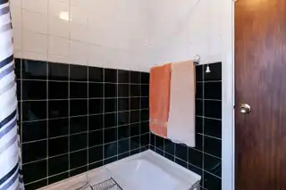 4 Oakdene ParadeImage 15