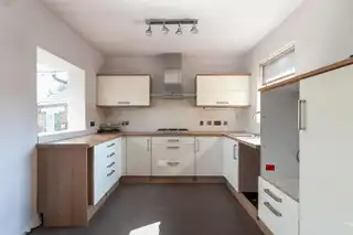 25 Marmont CrescentImage 8