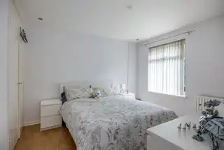 76 Newtownards RoadImage 12