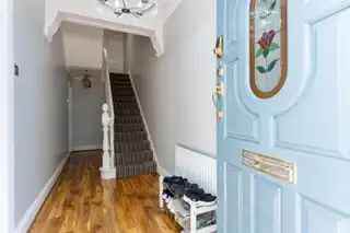 2 Martinez AvenueImage 3