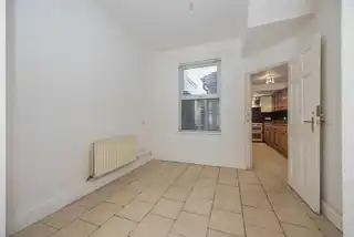 15 Woodcot AvenueImage 7