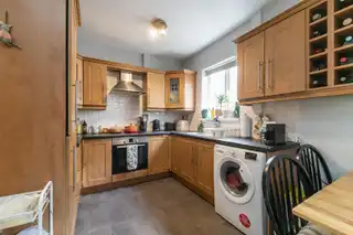 32 Dunraven GardensImage 6