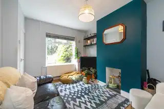 32 Dunraven GardensImage 3