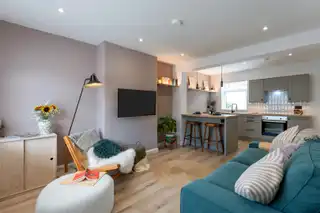 74 Woodcot AvenueImage 8