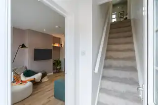 74 Woodcot AvenueImage 6