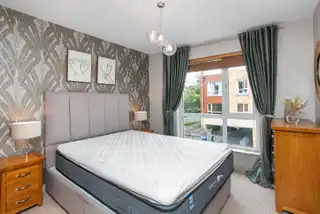 Apt 8B Altona PlaceImage 10