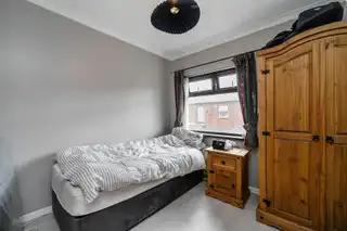 37 Tower StreetImage 11