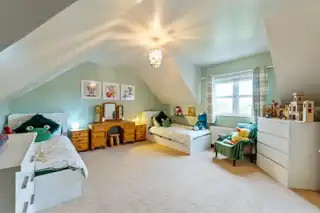 18 Ashley GardensImage 28
