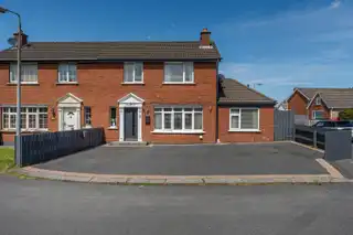 Image 1 for 10 Cloverhill Court