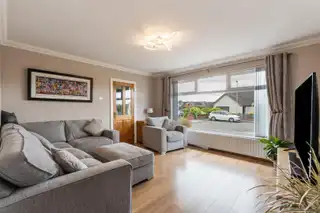 4 Lyndale ParkImage 7