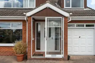 4 Lyndale ParkImage 3