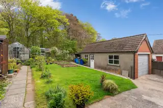 77 Abbey ParkImage 22