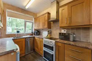 77 Abbey ParkImage 13