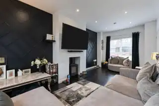 7 Balmoral DaleImage 8