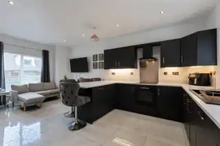 7 Balmoral DaleImage 15