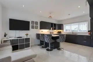 7 Balmoral DaleImage 10
