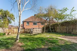 2 Beverley DriveImage 35
