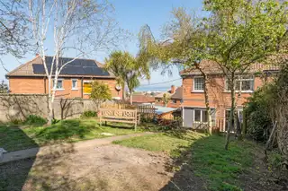 2 Beverley DriveImage 30