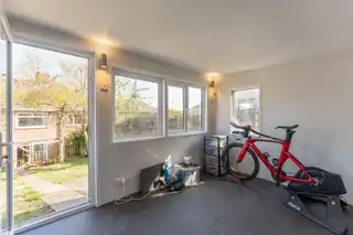2 Beverley DriveImage 34