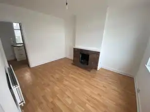 27 Beechwood GardensImage 2
