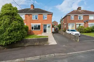 62 Thornleigh GardensImage 2