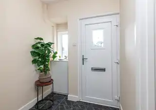 2 Ashley DriveImage 3