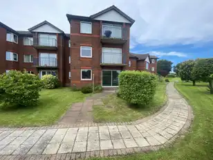 Image 1 for 4 Lyndhurst Court