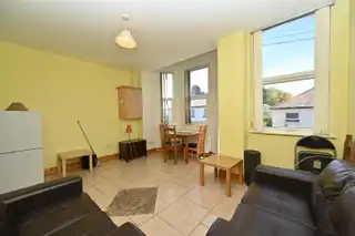 87B Dunluce AvenueImage 2