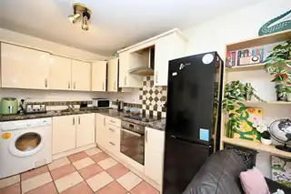 16A Meadowbank StreetImage 2
