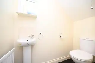 40A Glenholm ParkImage 7