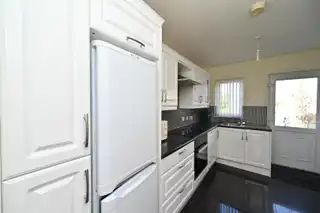 40A Glenholm ParkImage 5