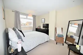 62 Orchardville GardensImage 6