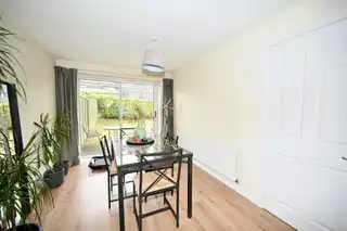 62 Orchardville GardensImage 4