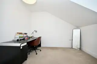 Apt 6 15 Ballantine SquareImage 22