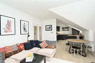 Apt 6 15 Ballantine SquareImage 12