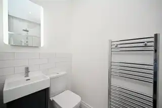 Apt 6 15 Ballantine SquareImage 20