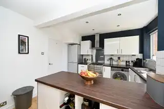 52 Stirling GardensImage 7