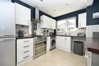 52 Stirling GardensImage 5