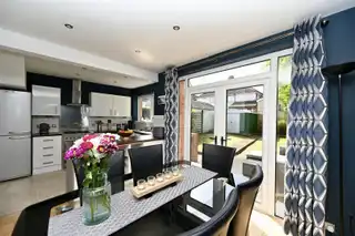 52 Stirling GardensImage 9
